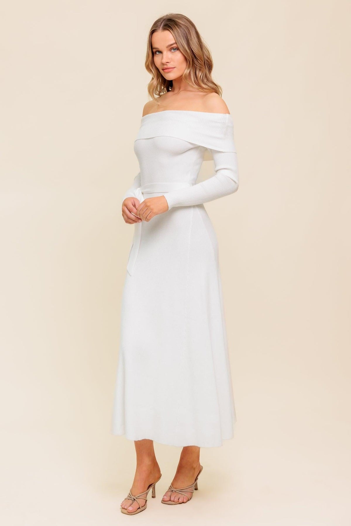 Flying Tomato ivory All a Fantasy sweater midi dress with long sleeves and a relaxed fit, styled on a model.