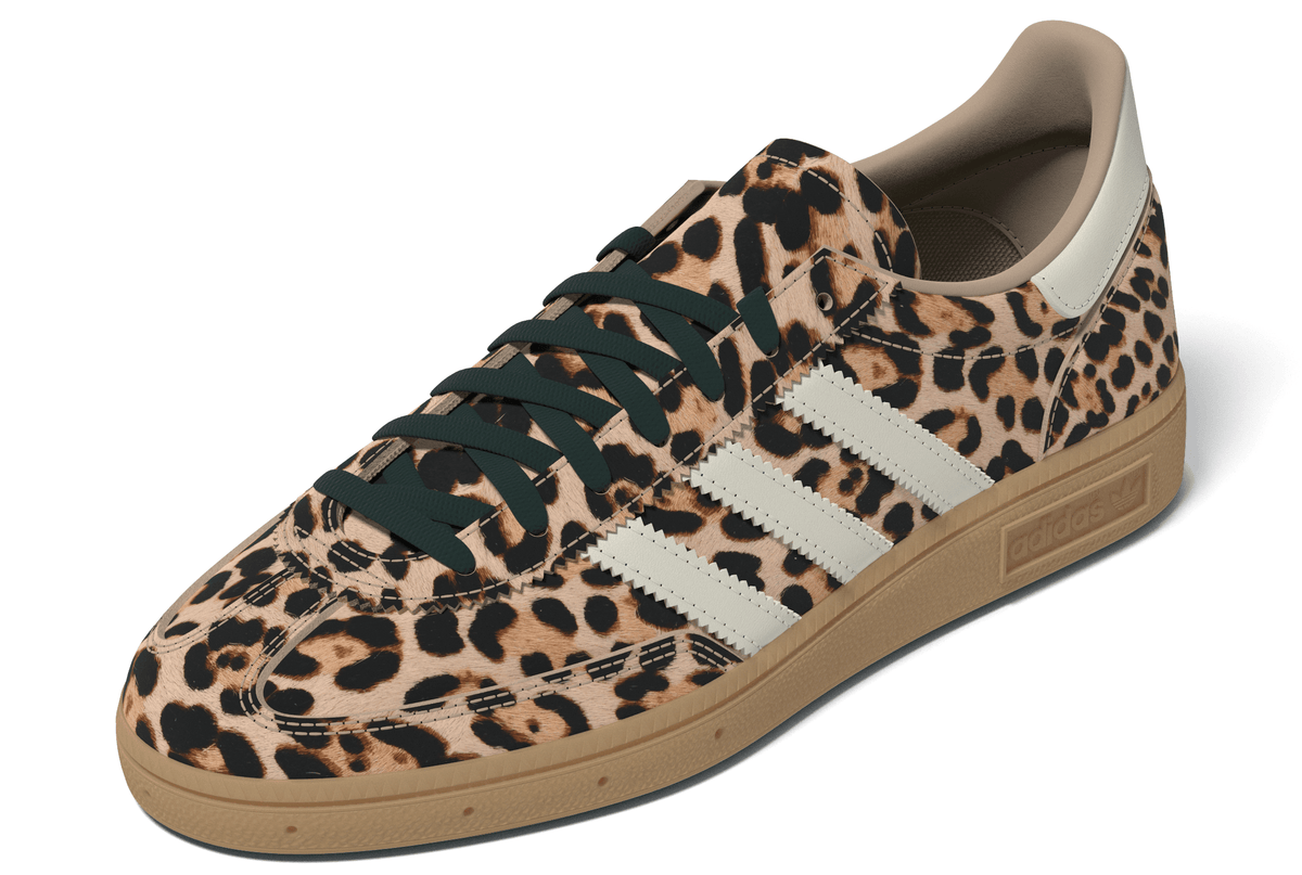 Adidas Women's Handball Spezial sneakers in Magic Beige, side lateral view