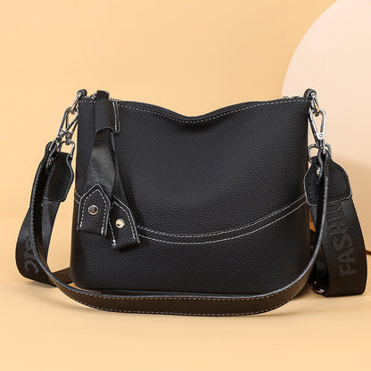 Women's Leather Large Capacity Fashionable Commuter Spring Shoulder Bags