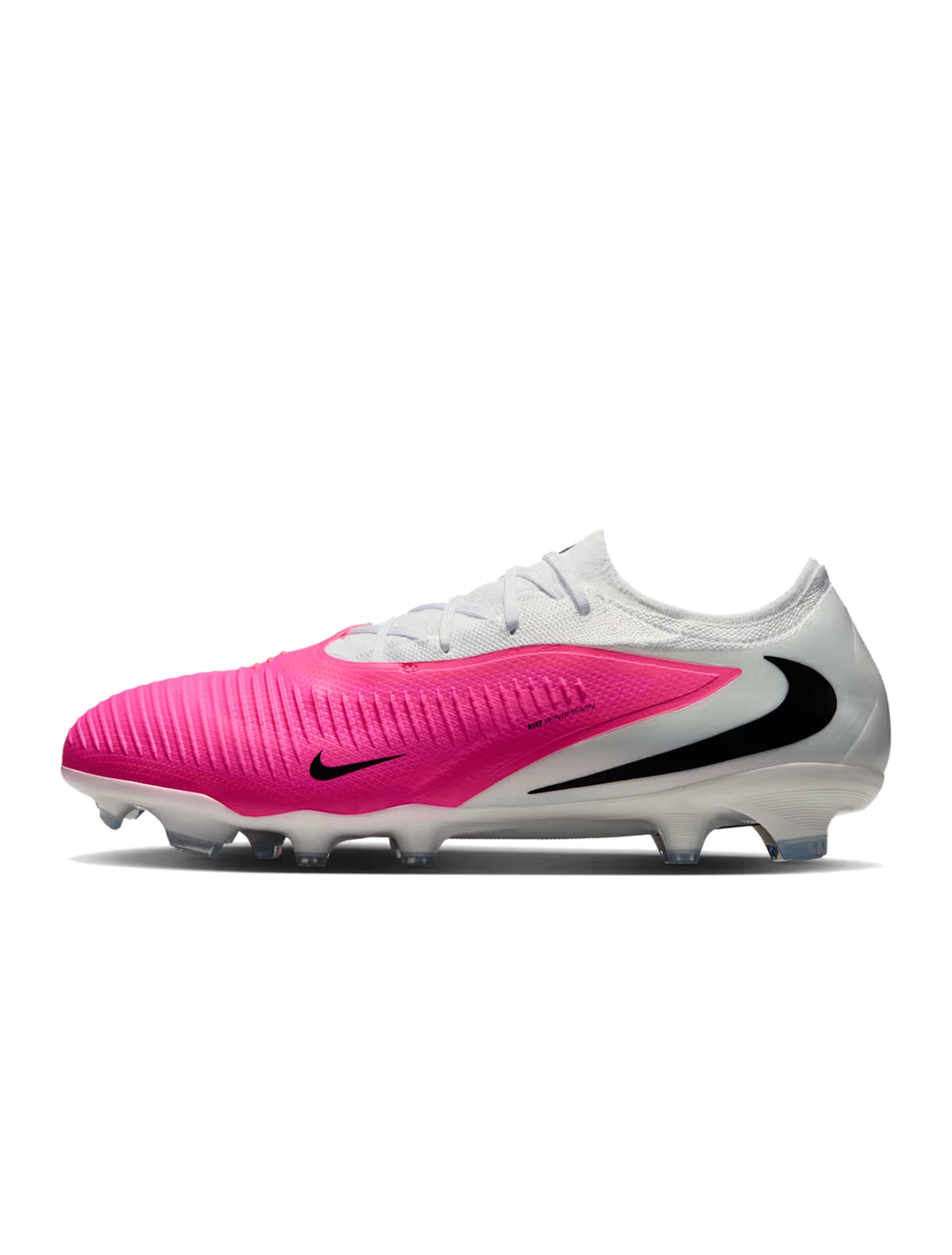 Nike Phantom 6 Low Pro men's football boot in multicolor with low-cut design and FG sole.
