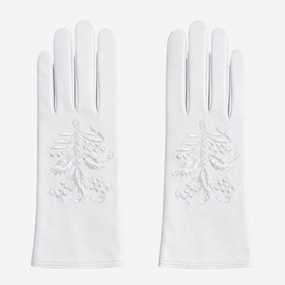PZ01 (white) – Embroidered unlined Italian lambskin opera gloves