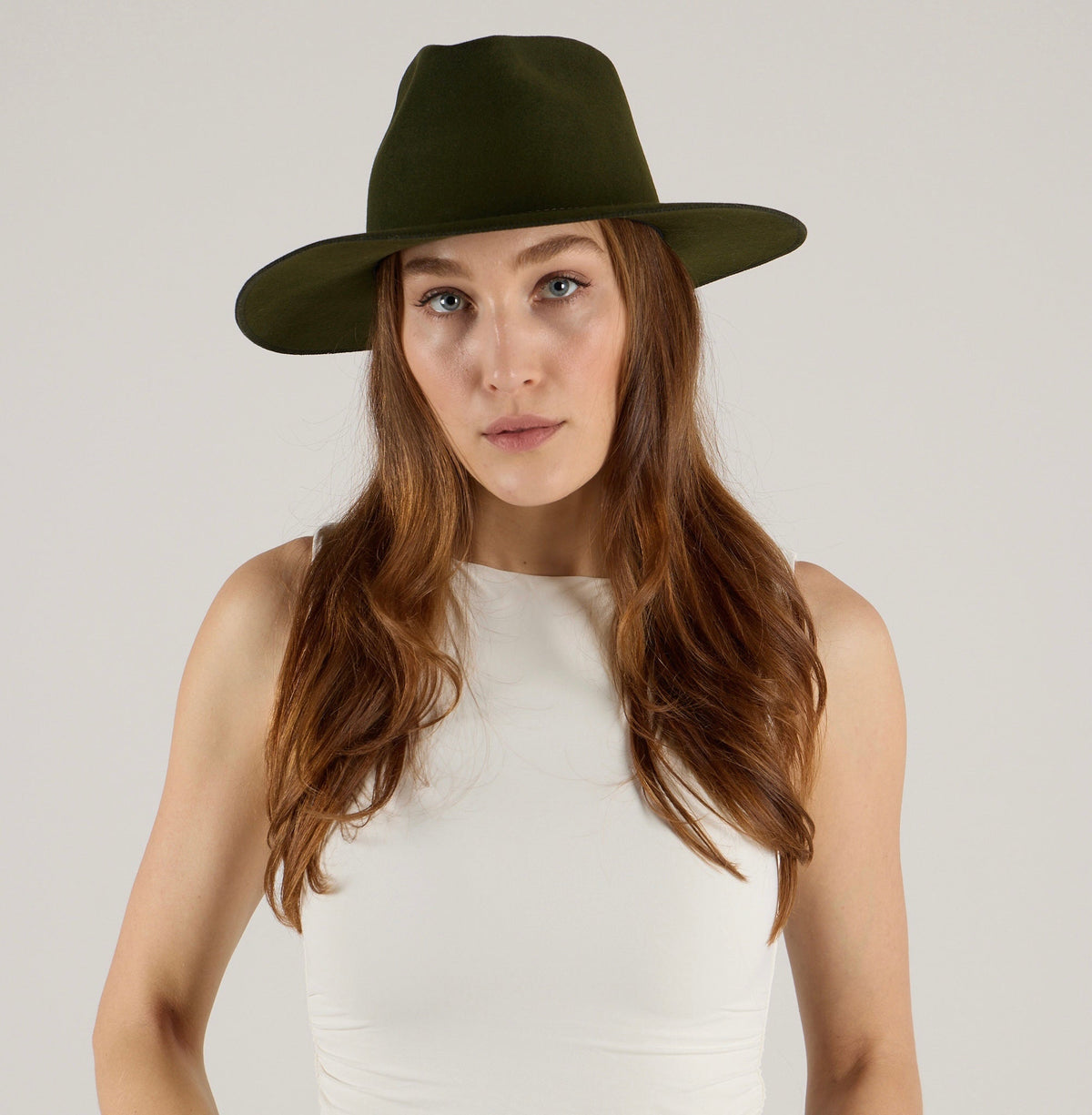 KIN THE LABEL Modern Collection Isla stiffened wool garment close-up