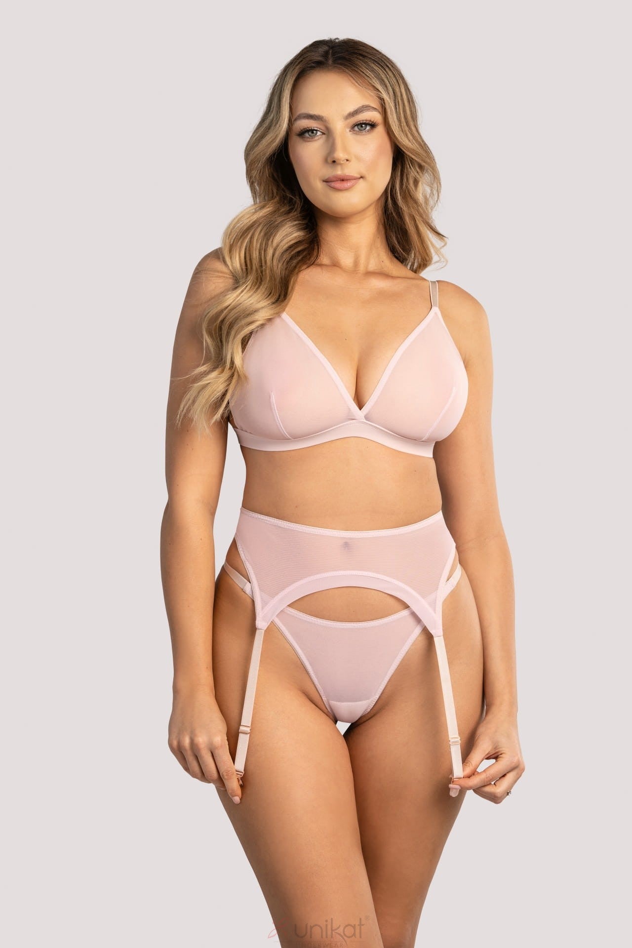 Unikat Mia Soft String Thong Panty-2