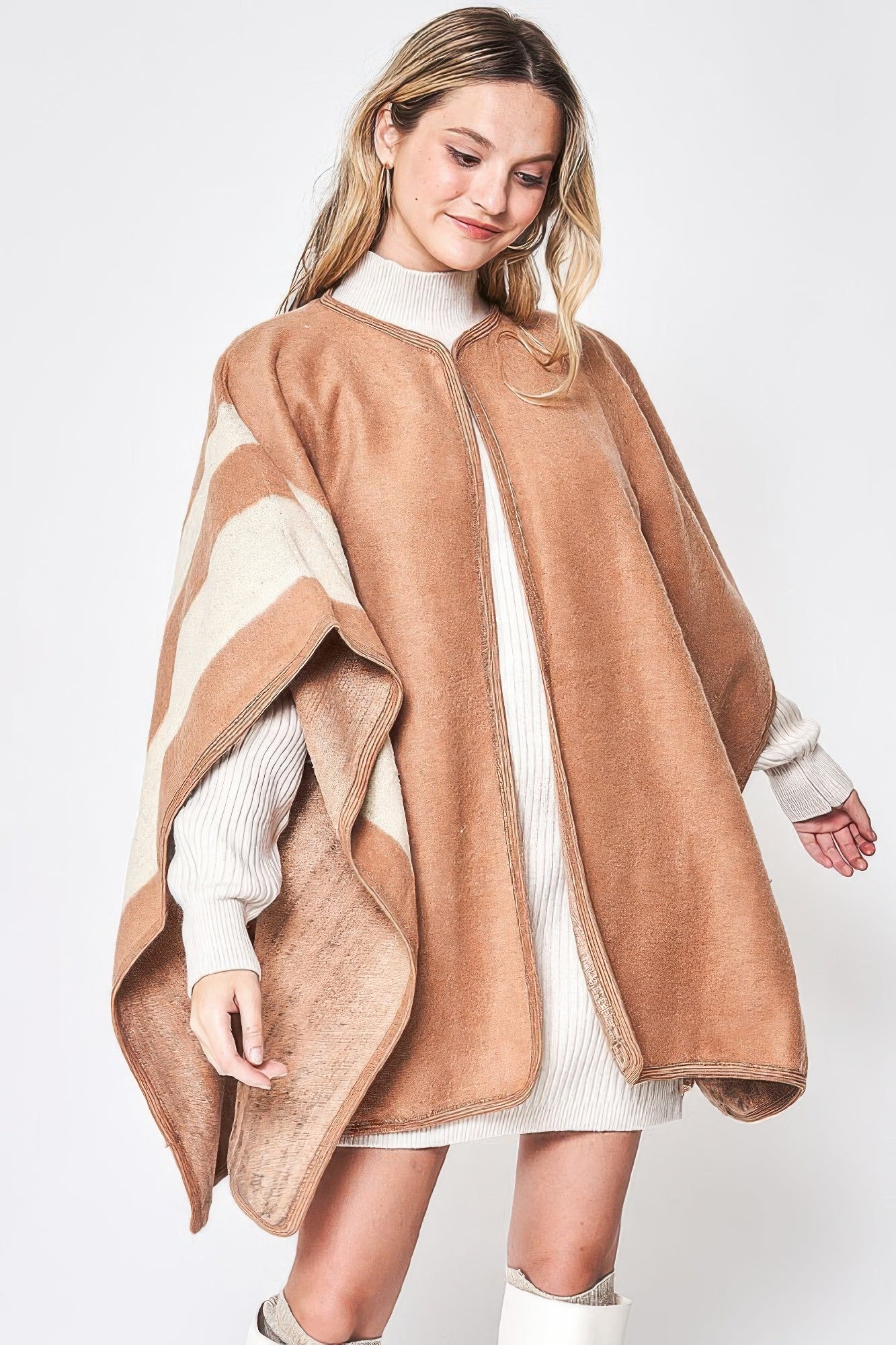 Side Border Ruana - Farnelli