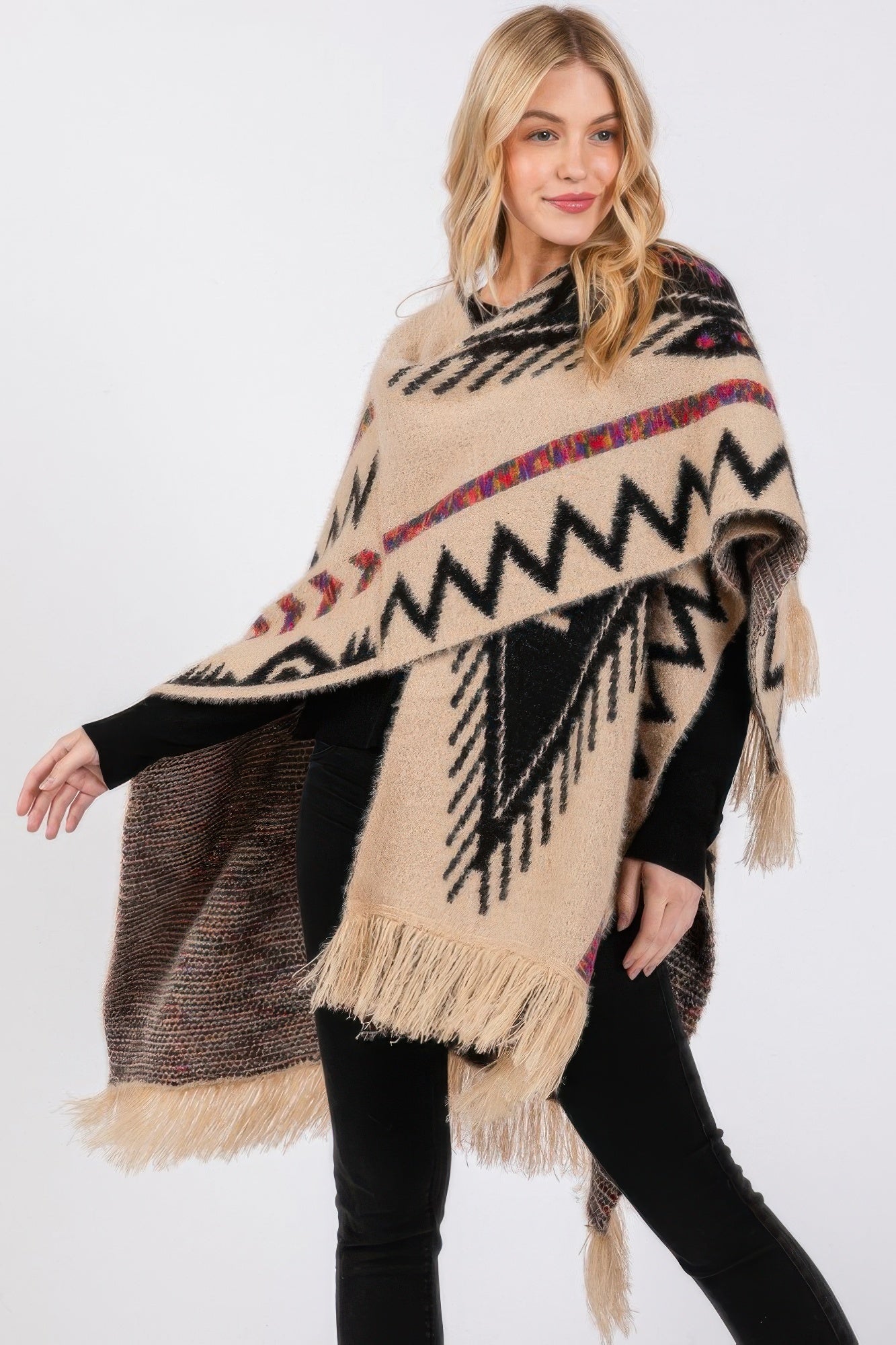 Fuzzy Aztec Pattern Tassel Knit Ruana - Farnelli