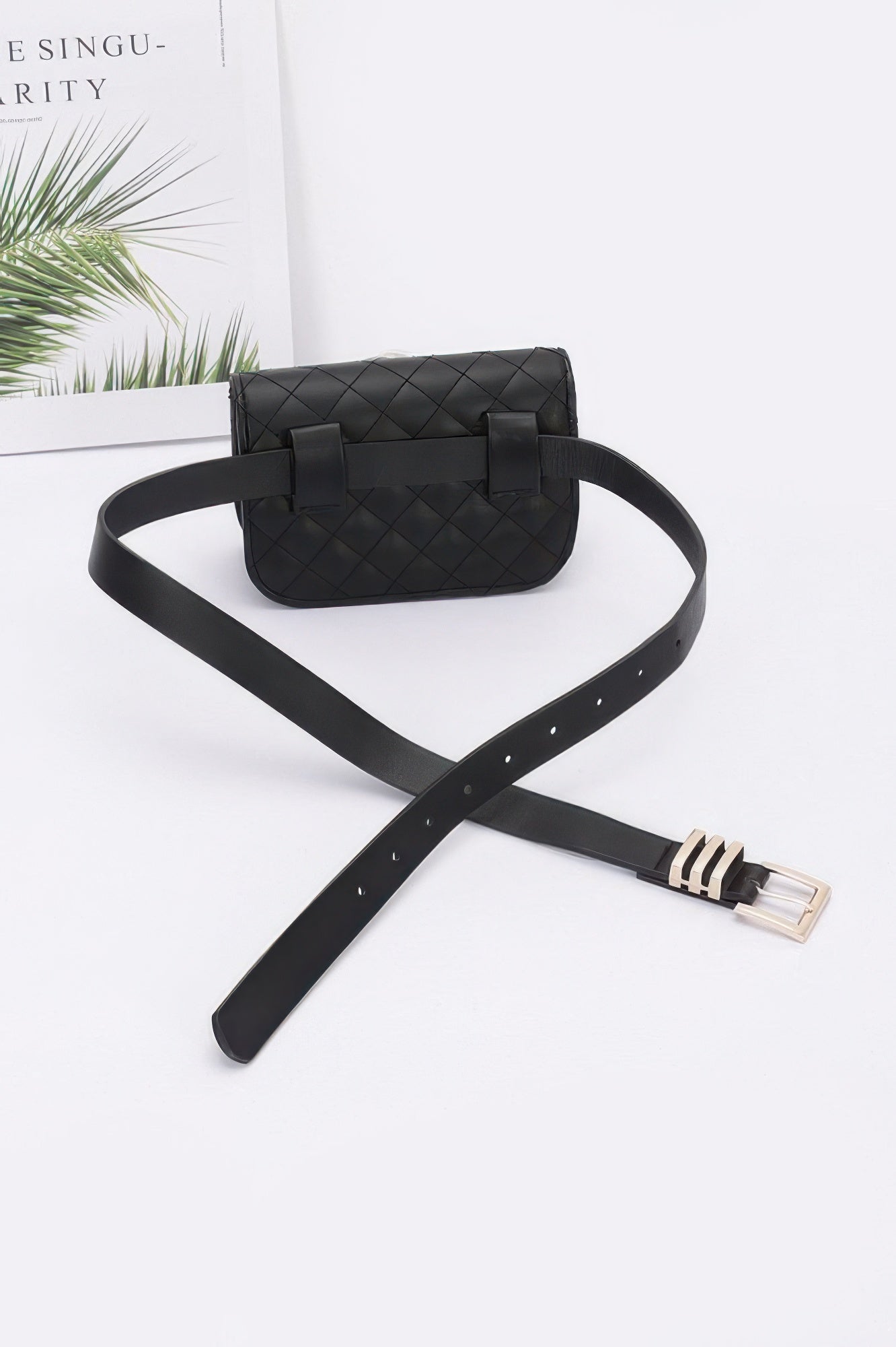 Faux Leather Quilted Flower Beltbag Shoulder Chain - Farnelli