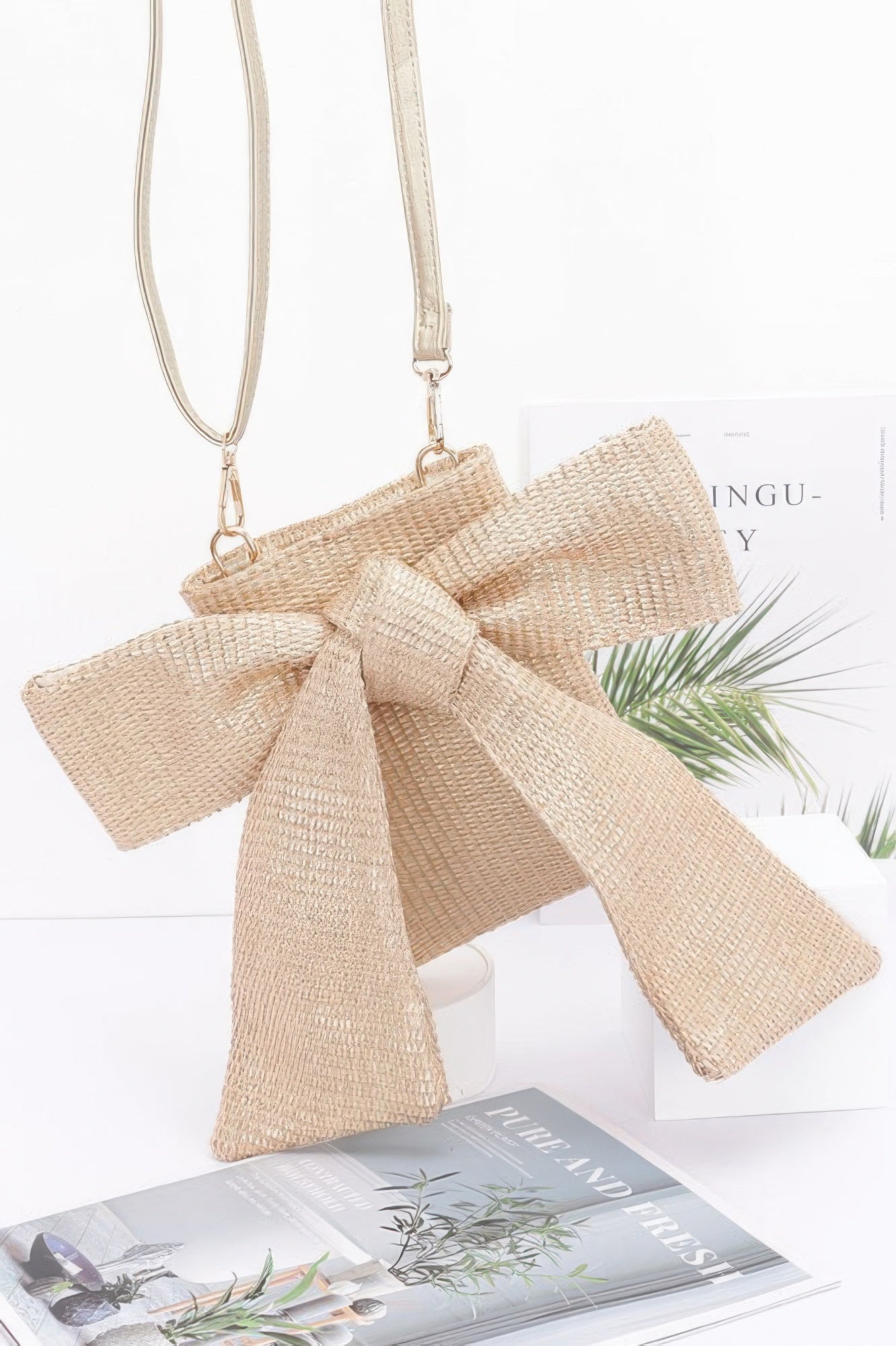Bow Bliss Clutch - Farnelli