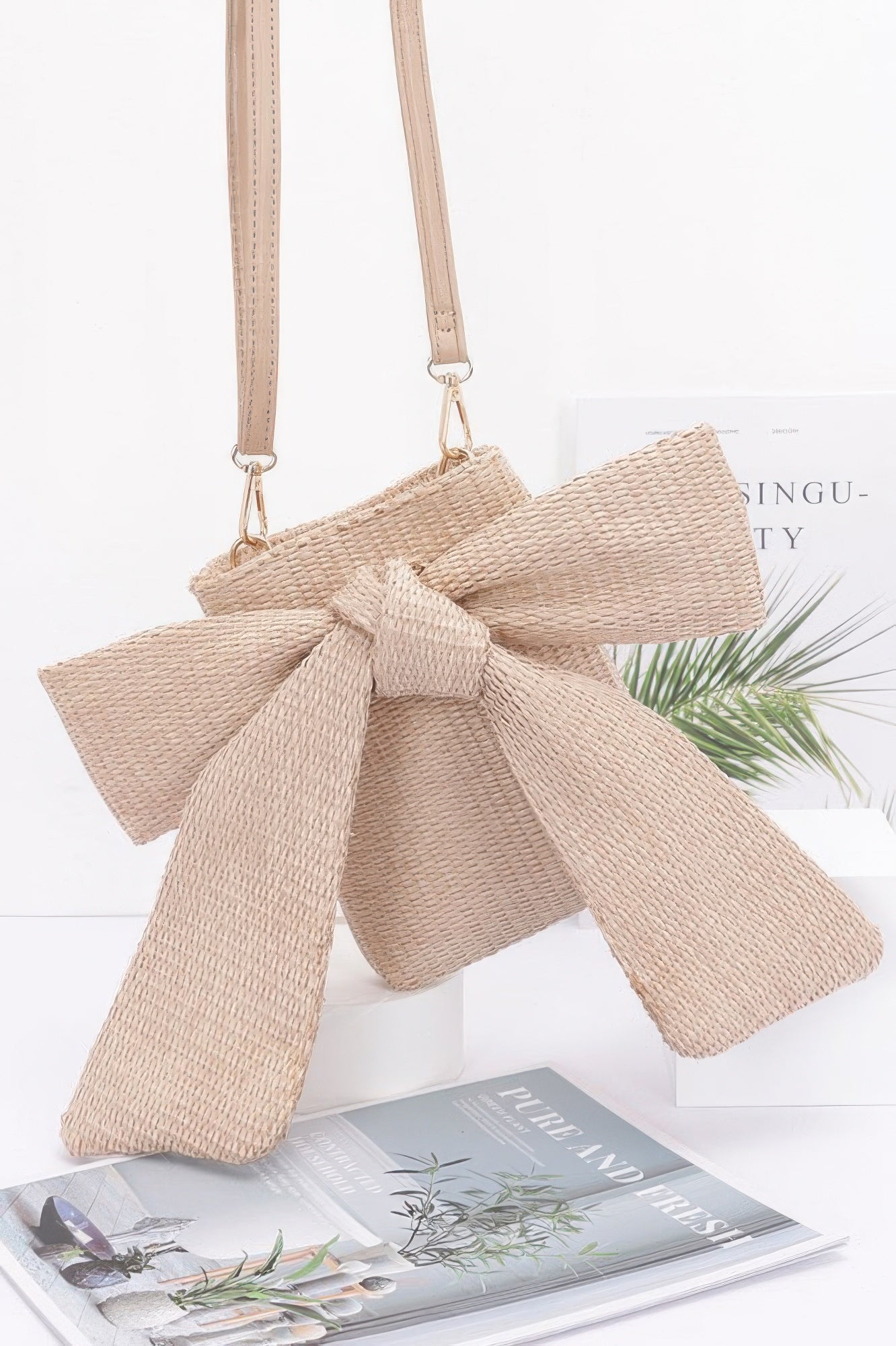 Bow Bliss Clutch - Farnelli