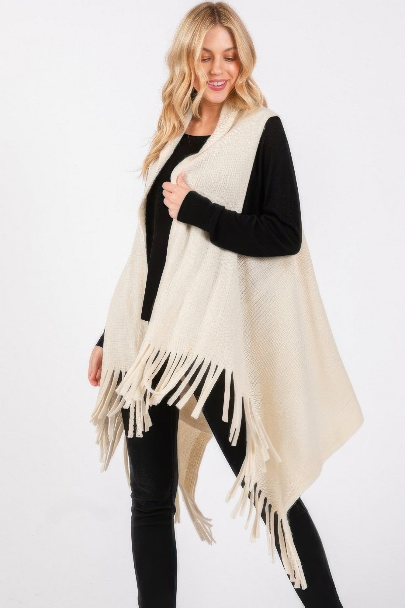 Embossed Dotted Line Tassel Knit Vest - Farnelli