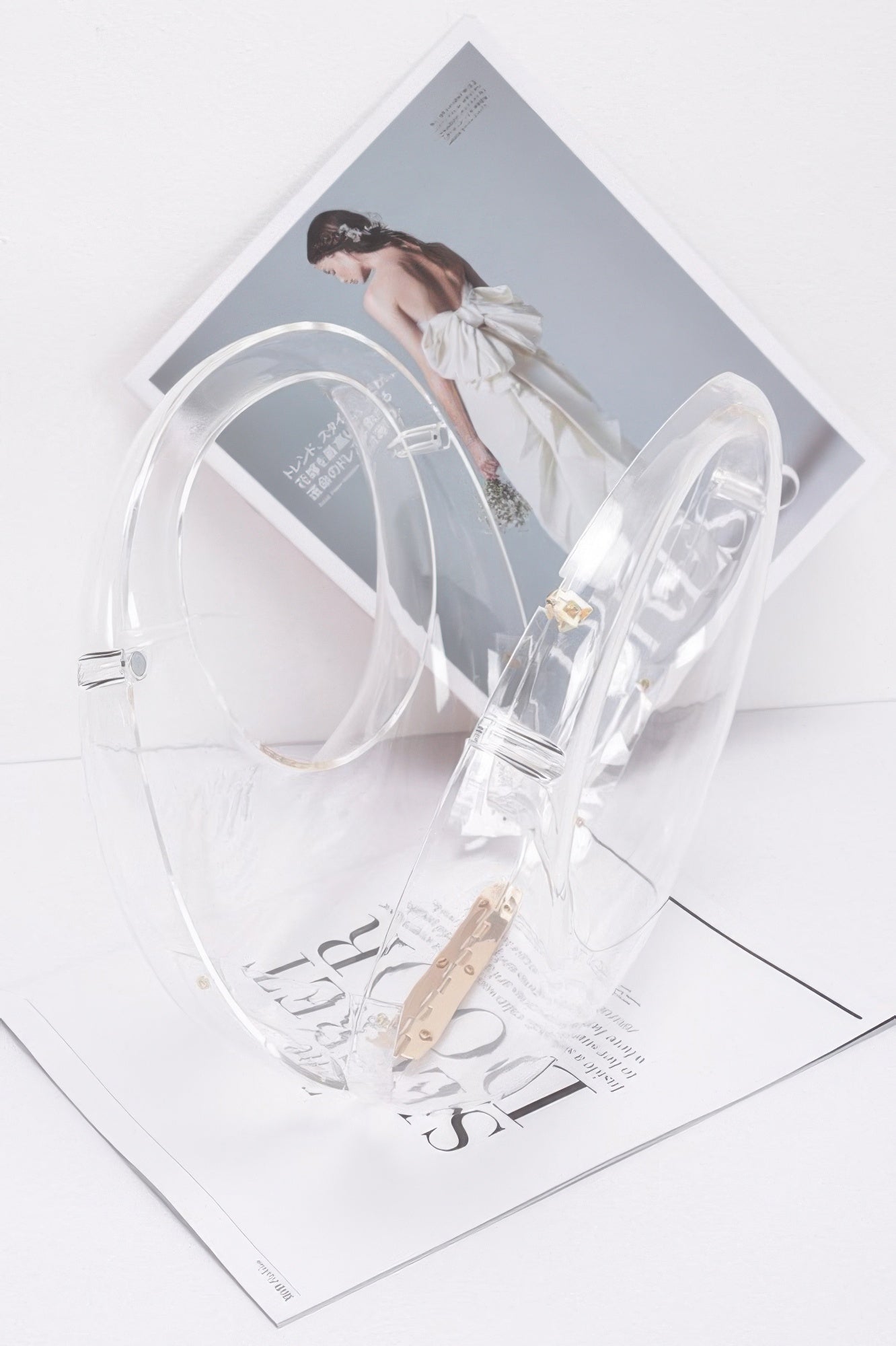 Transparent Acrylic Clutch - Farnelli
