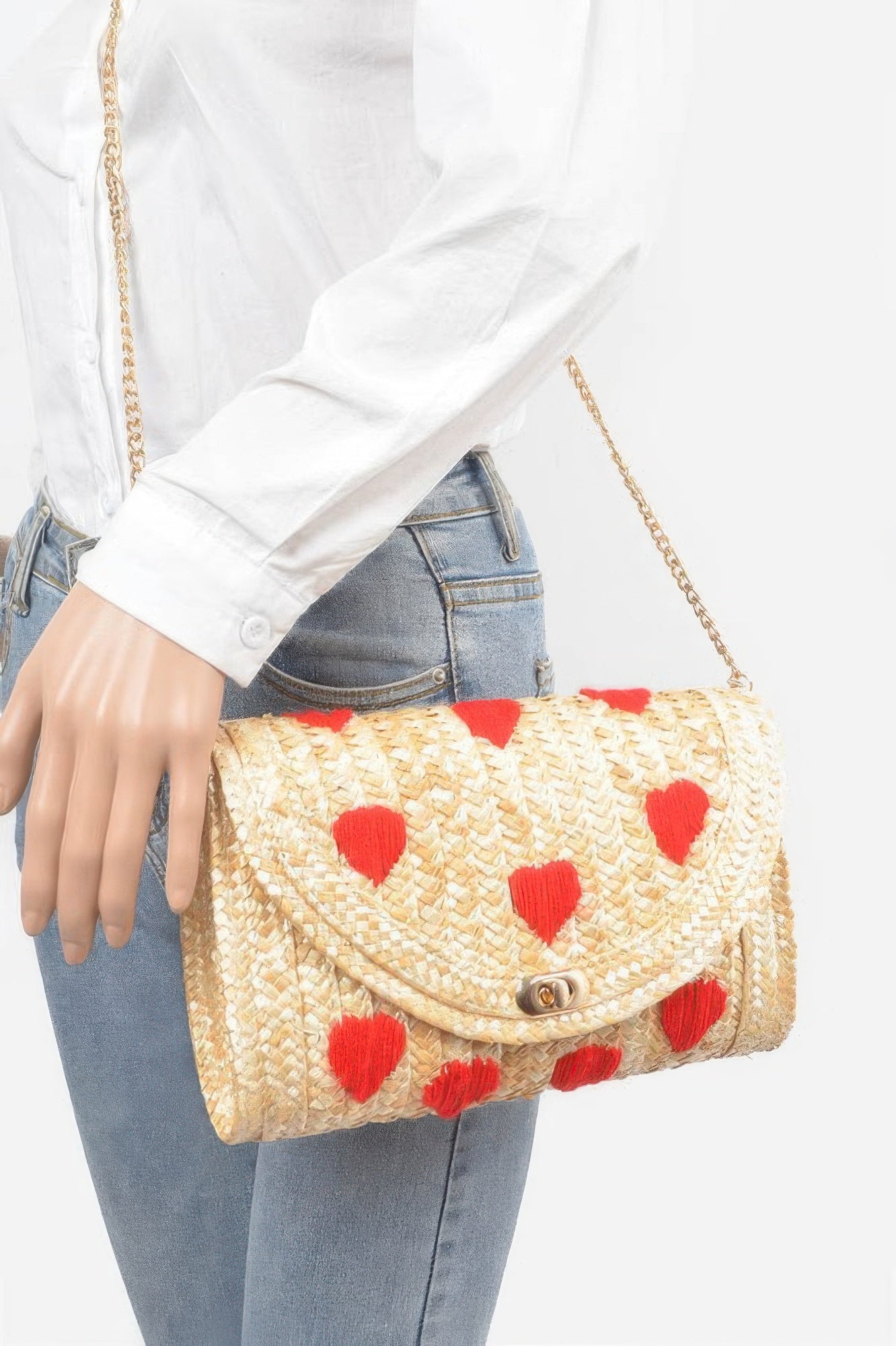 Heart Embroidery Straw Clutch - Farnelli