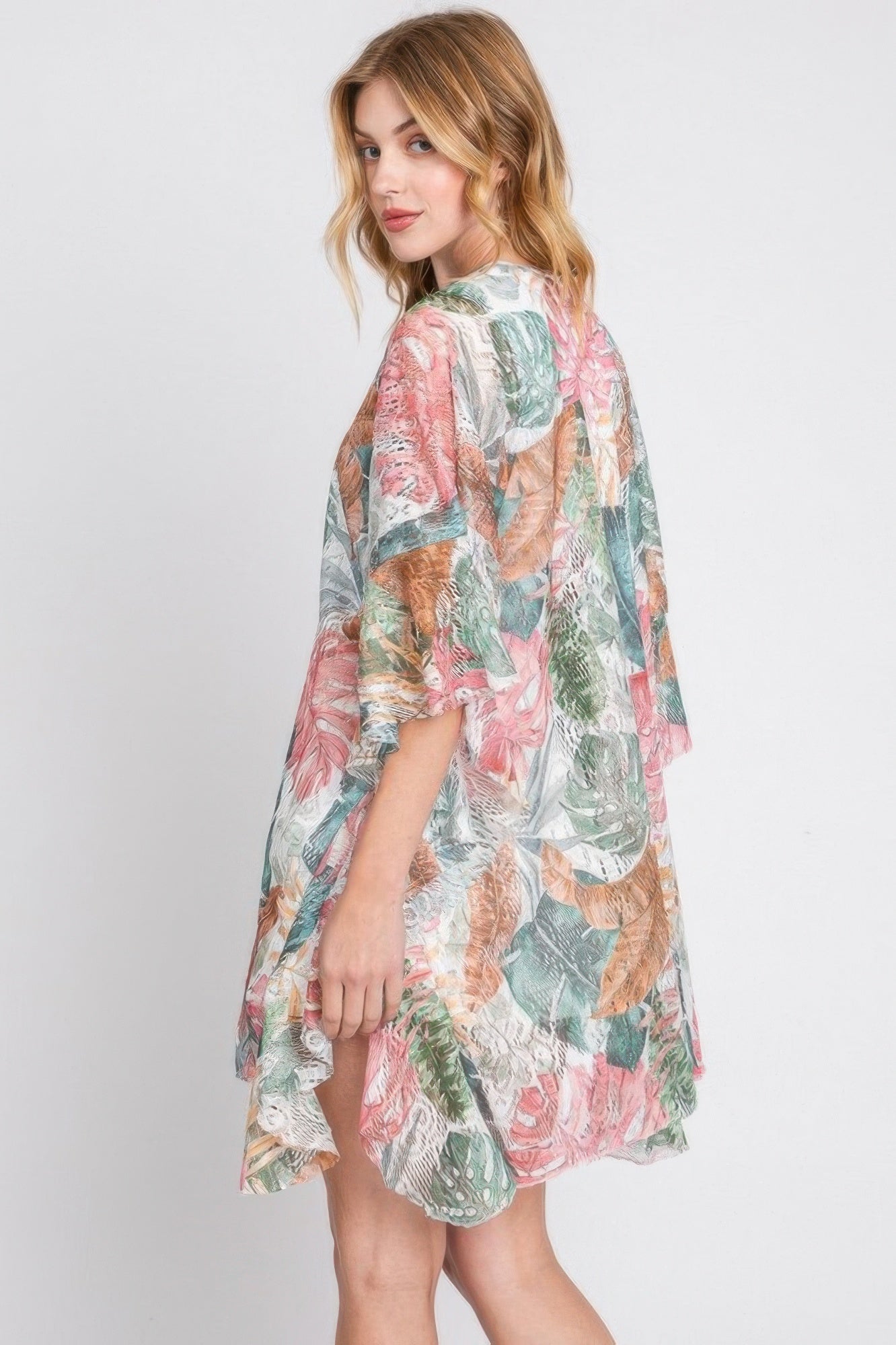 Ruffle Lined Tropical Leaves Print Open Frontcover - Farnelli