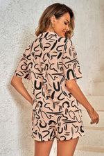 Outfit Sequins Lips Print Button Down Shorts Set - Farnelli