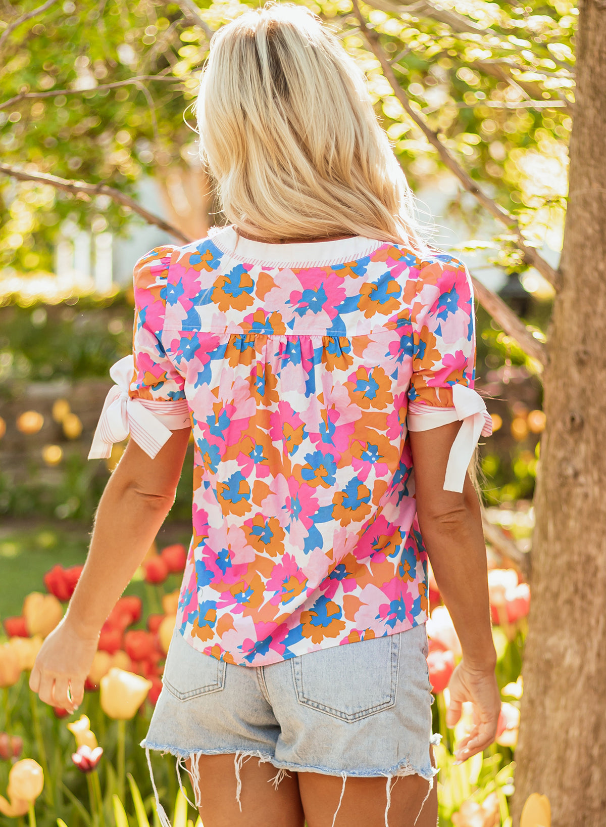 Aleia Floral Knotted Short Sleeve Blouse - Farnelli