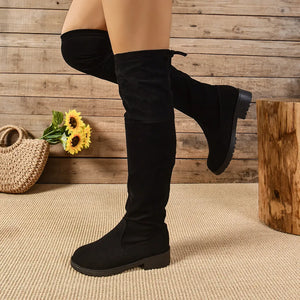 ad8c7b7f-b1f5-4147-ae53-e2e79683a11f-Max