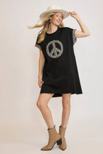 Umgee Peace Plaid Applique Short Sleeve Mini Dress - Farnelli