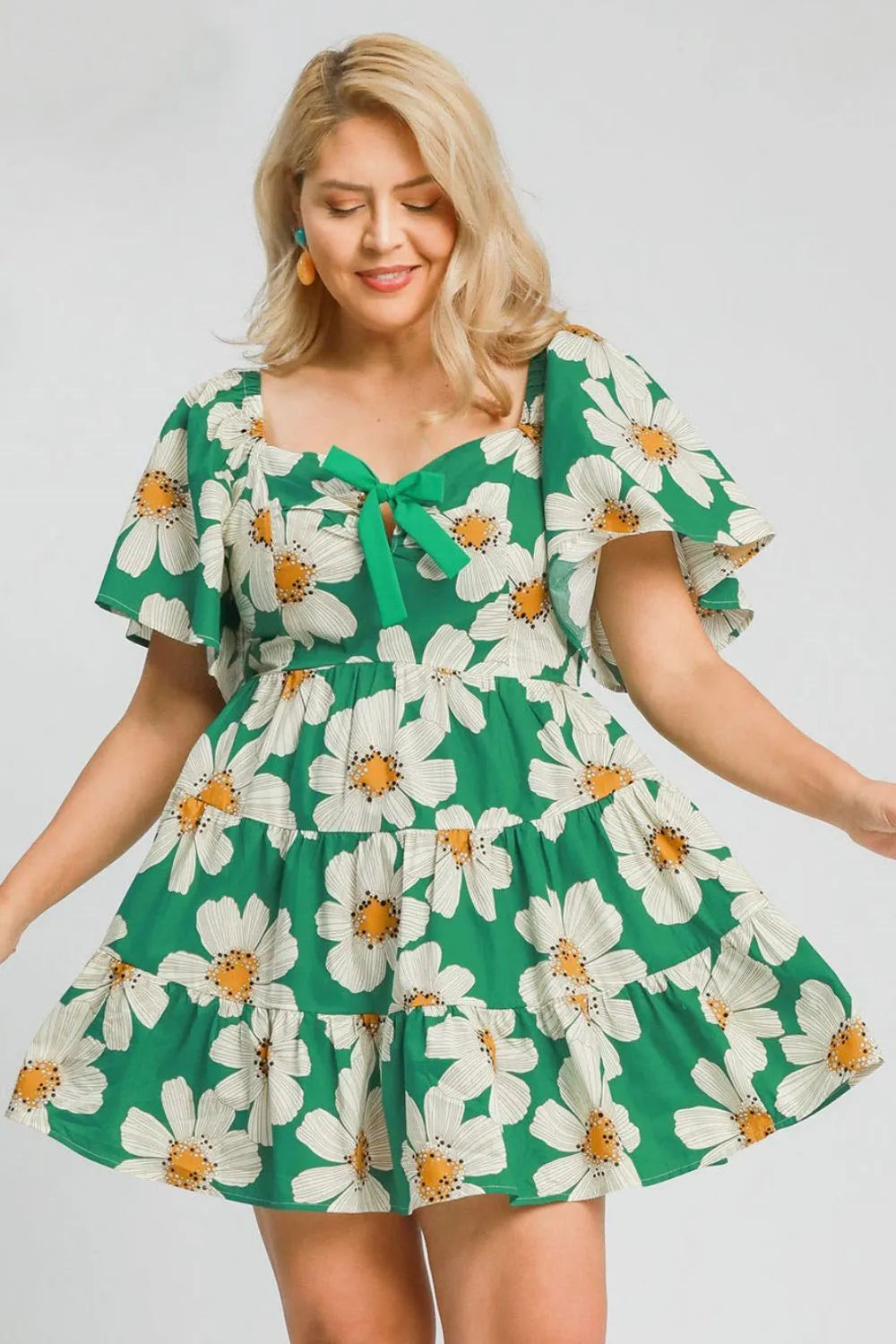 Umgee Full Size Daisy Print Mini Dress with Ribbon Details Plus Size - Farnelli