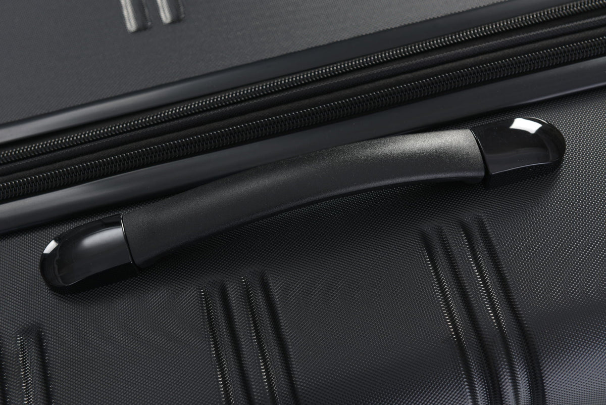HouseOfZazla black hardside spinner luggage set with TSA lock