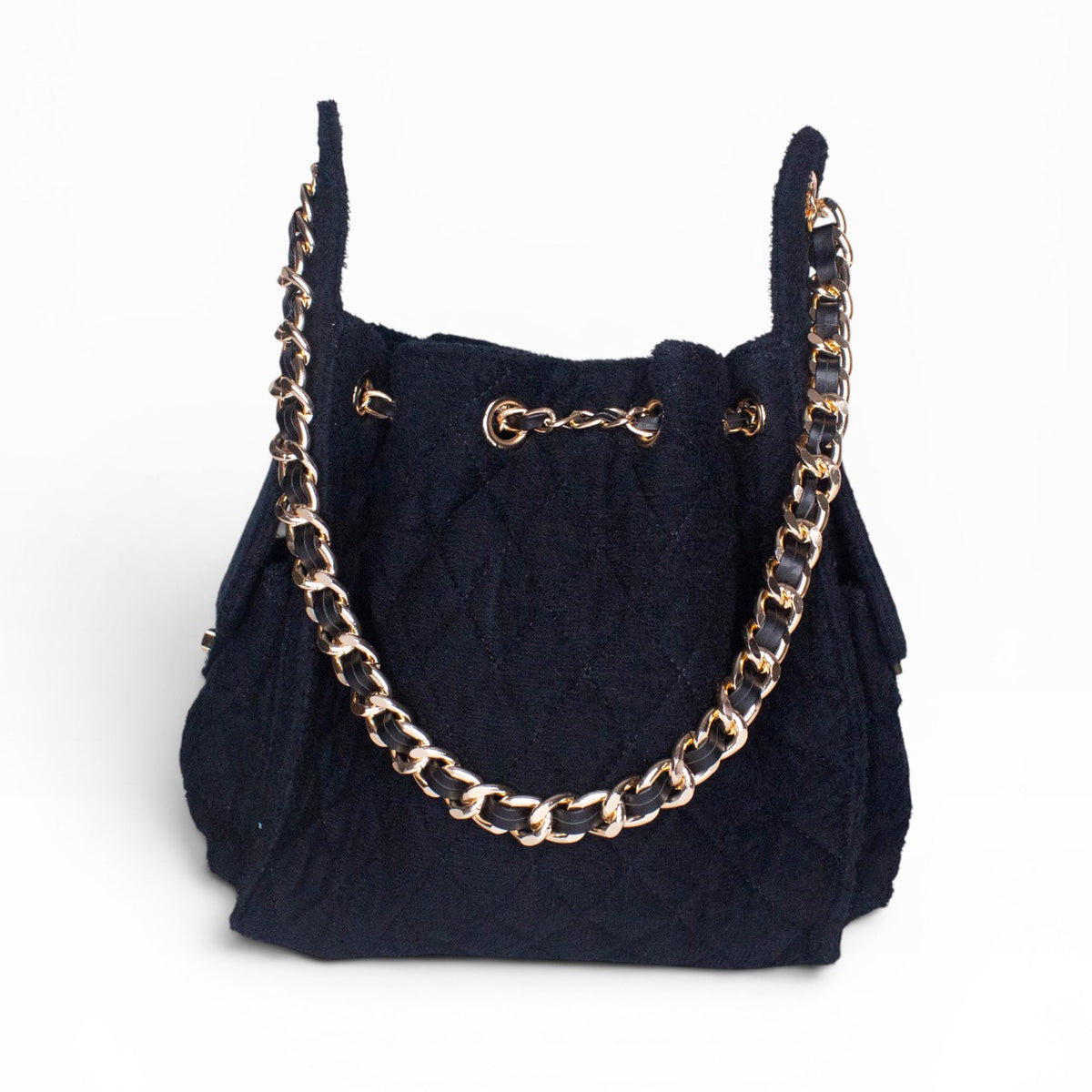 BEACH HAUS Bayshore Bucket Small black bag with structured bucket silhouette and shoulder strap