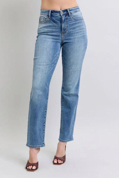 Judy Blue Full Size Run Vintage Wash Thermal Straight Jeans - Farnelli