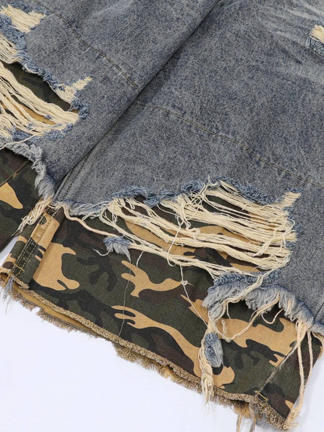 Men's Distressed Camouflage Denim Shorts - Farnelli