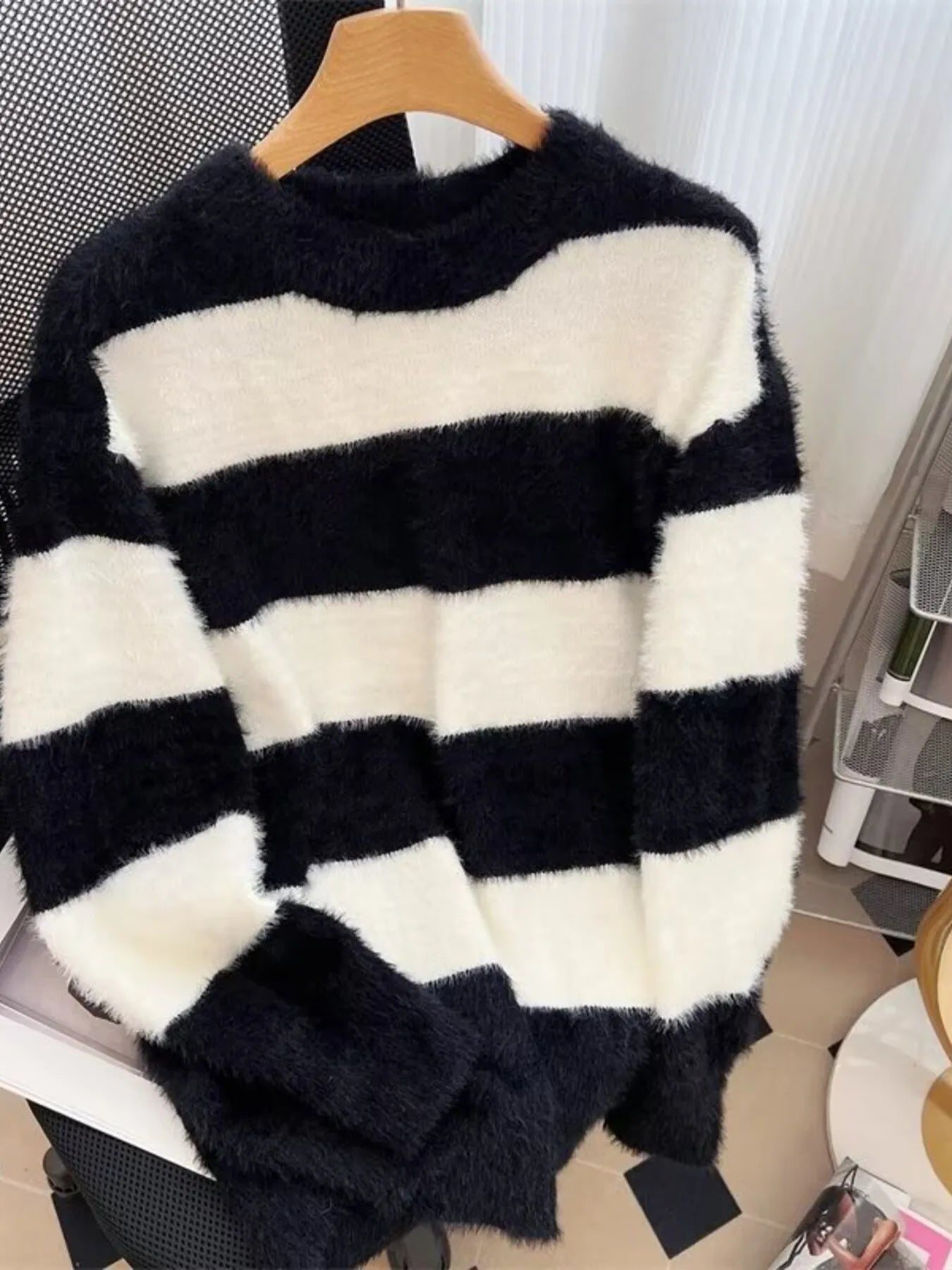 Men's Plus Size Striped Fuzzy Knit Pullover Sweater - Farnelli