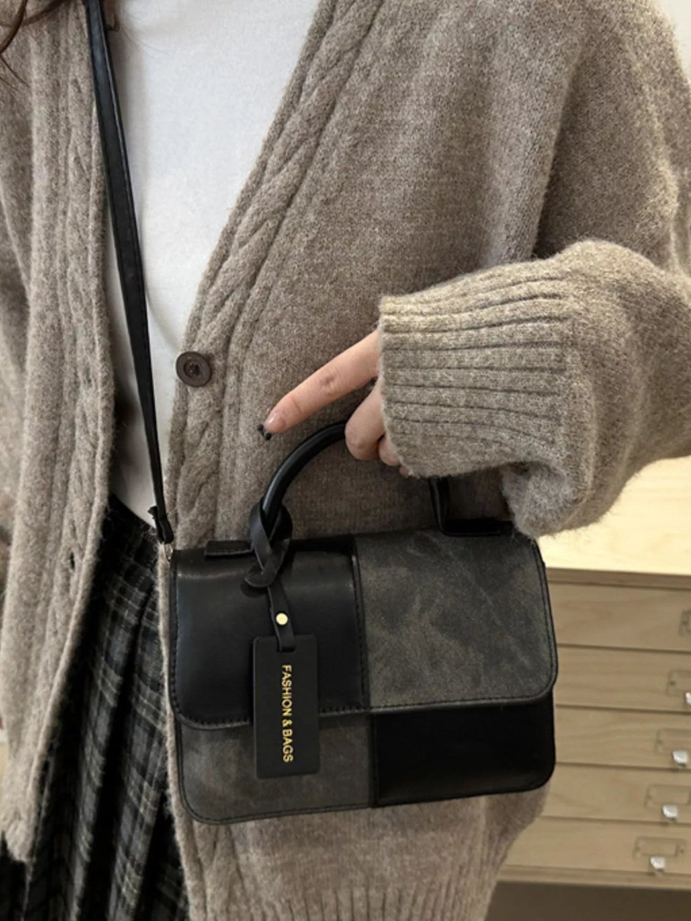 Color Block Flap Crossbody Bag with Top Handle - Farnelli