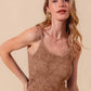 SO ME Two Tone Floral Seamless Tank Top - Farnelli