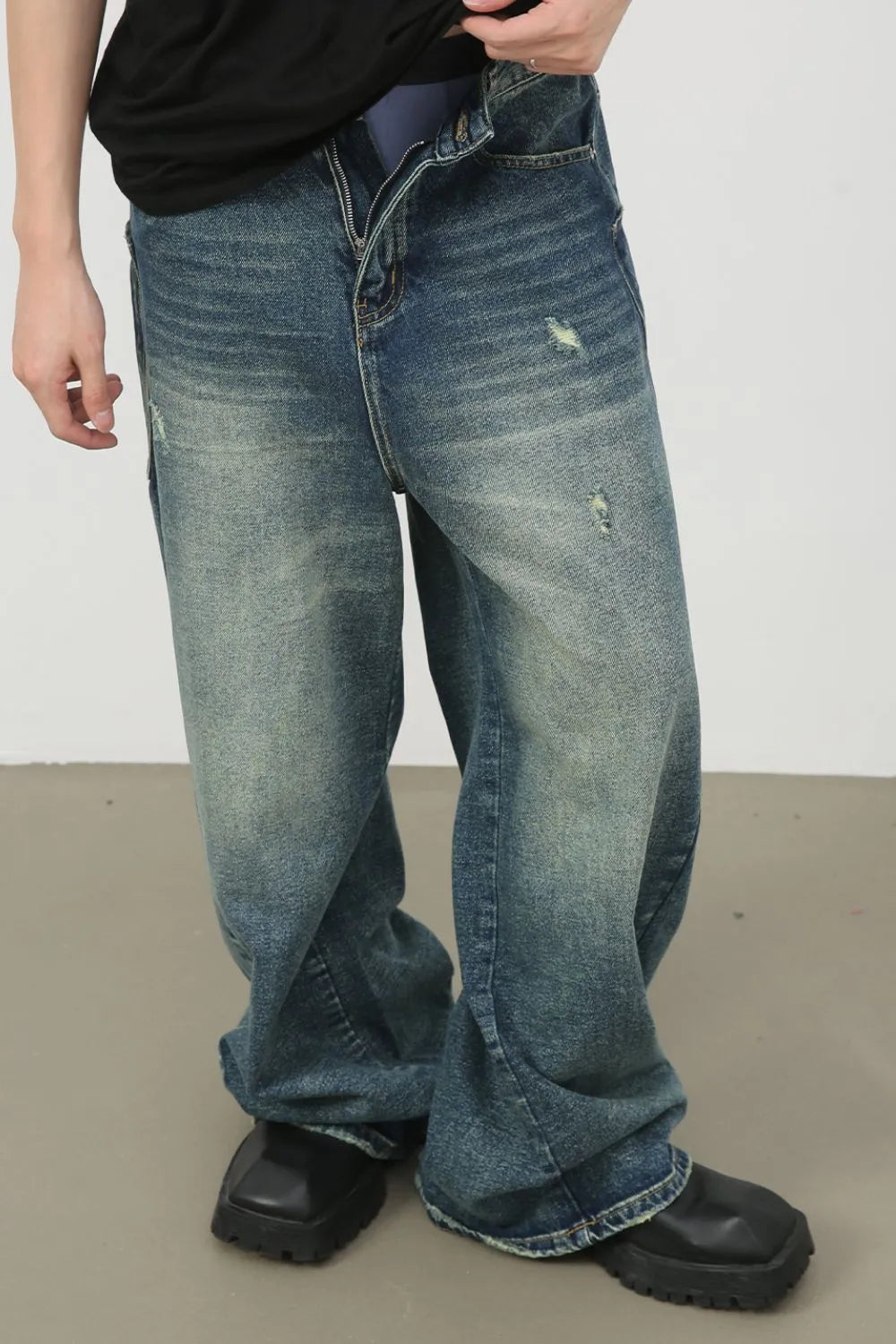 Men's Distressed Detail Wide Leg Jeans - Farnelli