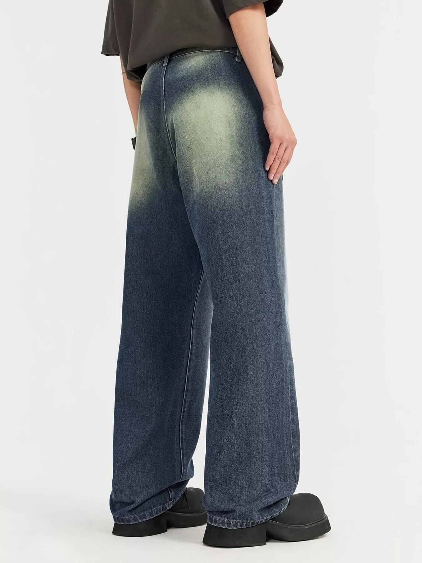 Men's Vintage Wash Wide Leg Jeans - Farnelli