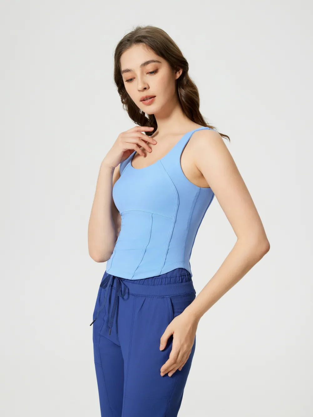 Millennia Round Neck Wide Strap Active Tank with Detachable Chest Pads - Farnelli