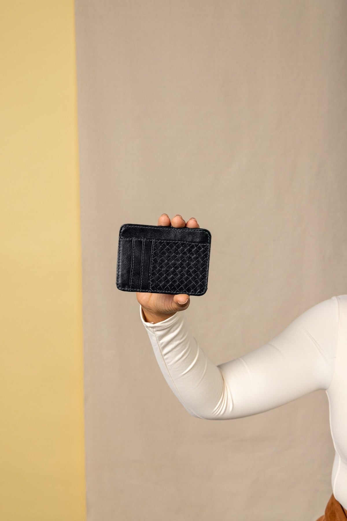 Deux Mains Slim ID Case in black leather, horizontal card holder with clear ID window