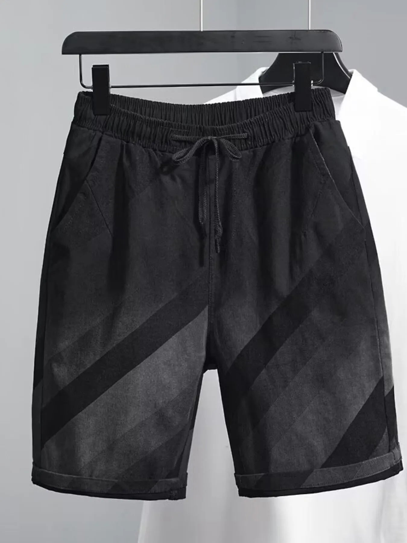 Men's Plus Size Striped Casual Drawstring Shorts - Farnelli