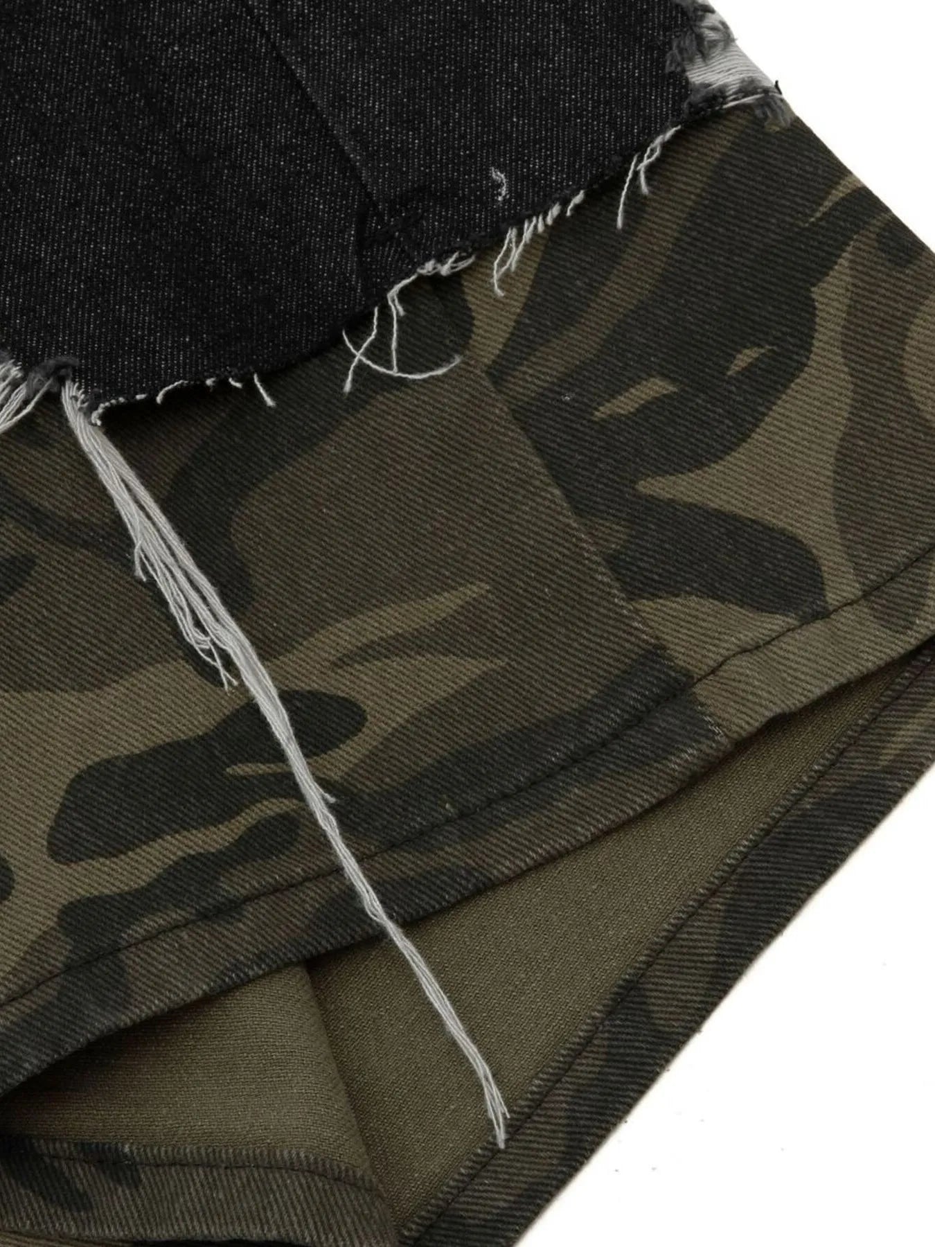 Men's Distressed Camo Trim Denim Bermuda Shorts - Farnelli