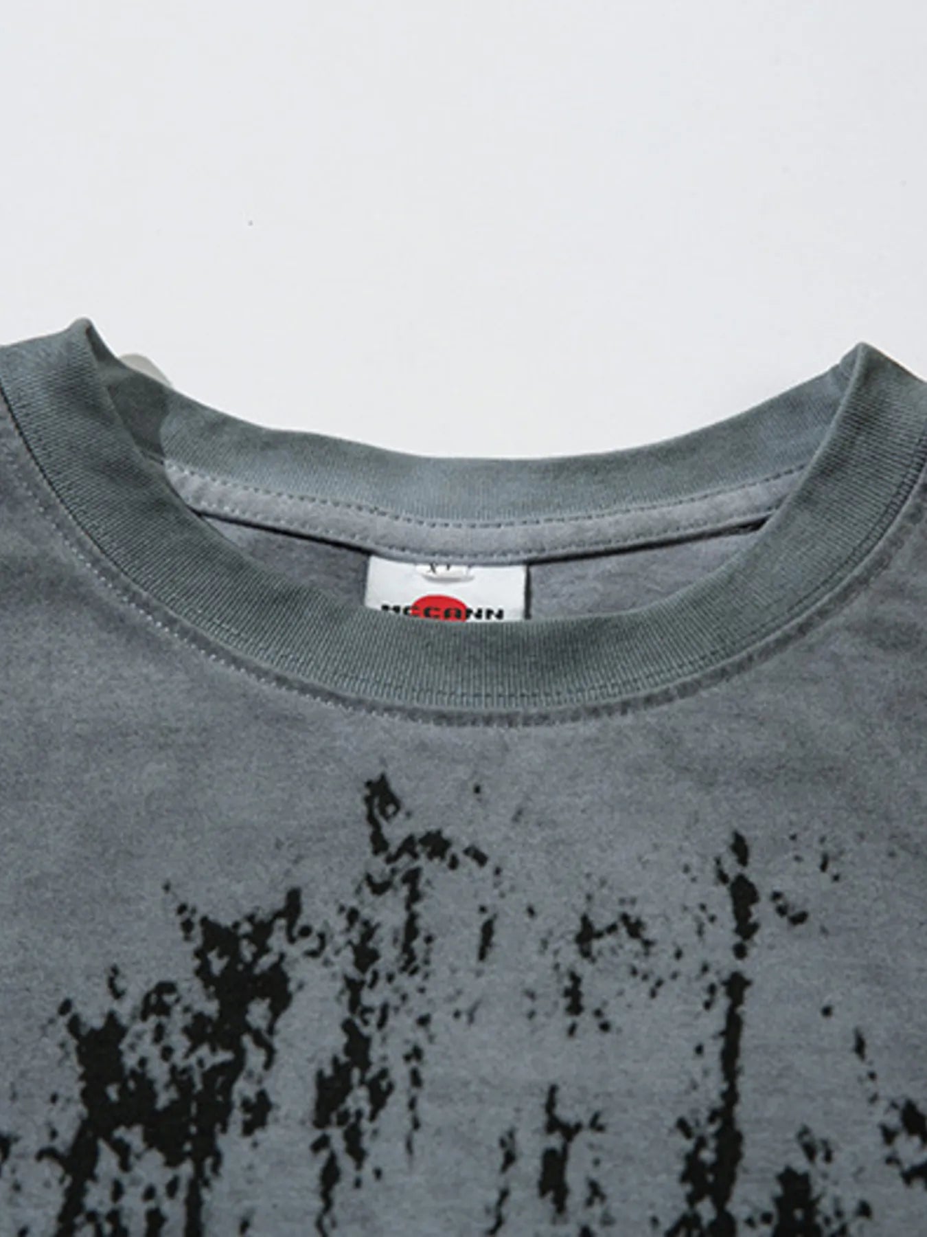 Men's Graphic Long Sleeve T-Shirt - Farnelli