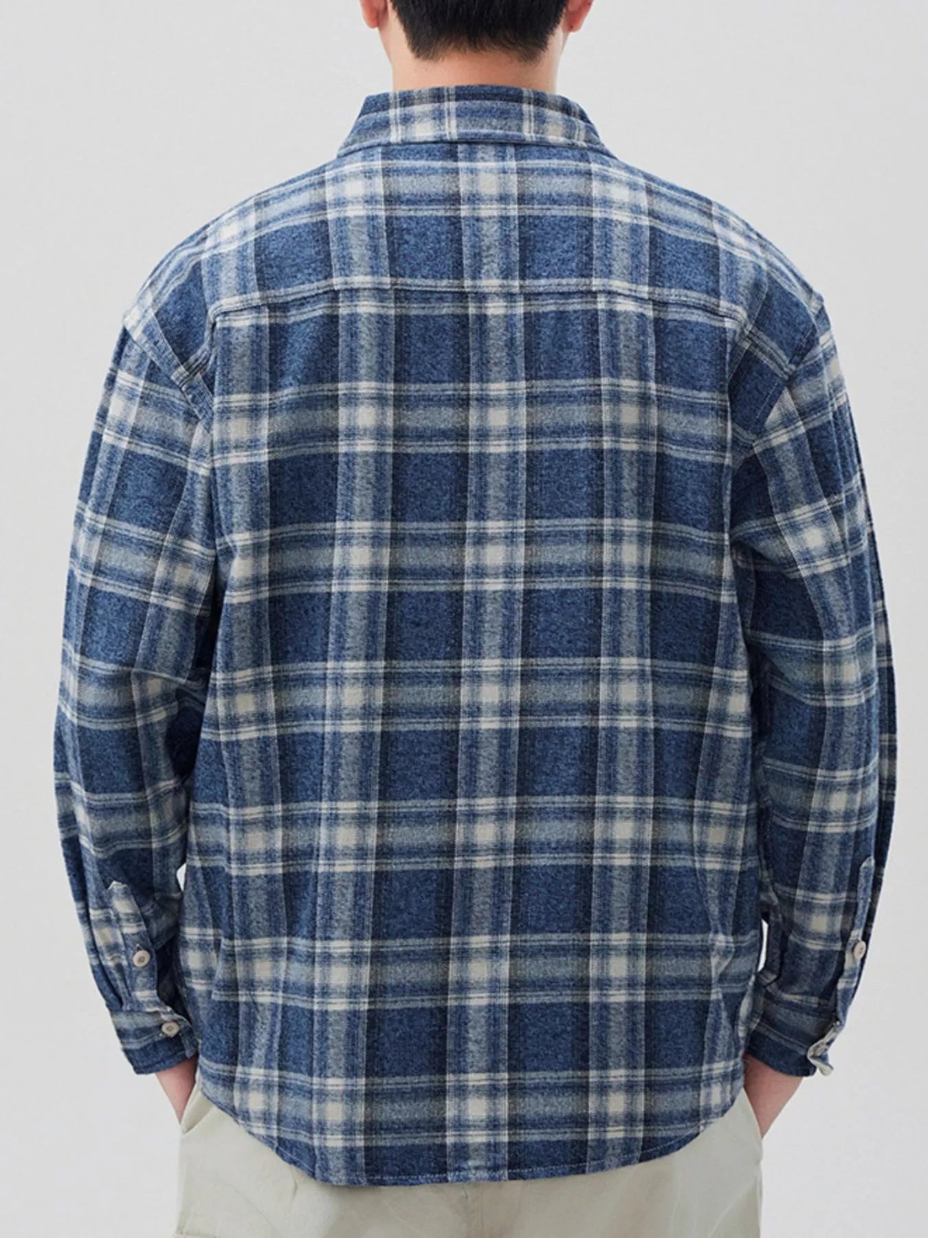 Men's Plus Size Plaid Button Down Shirt with Contrast Pocket - Farnelli