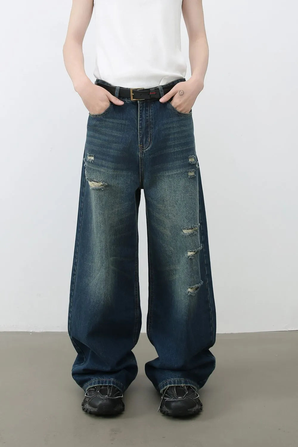 Men's Distressed Wide Leg Jeans - Farnelli
