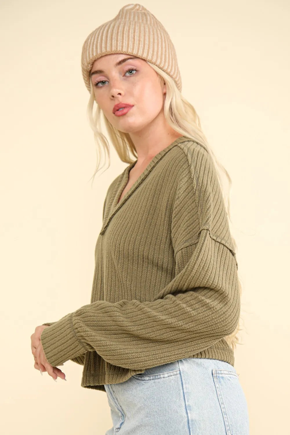 VERY J Exposed Seam V-Neck Ribbed Knit Top - Farnelli