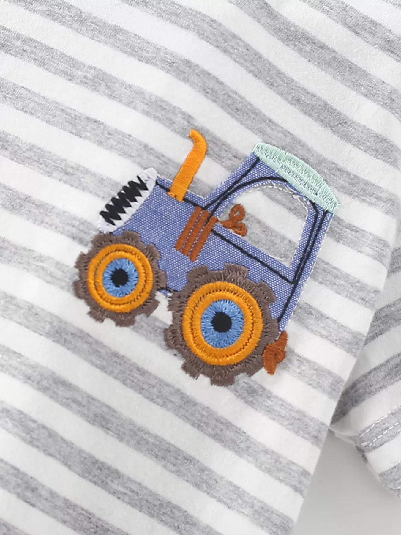 e60b23a9414a442f84355cbcc8ac9d56-Max-Origin