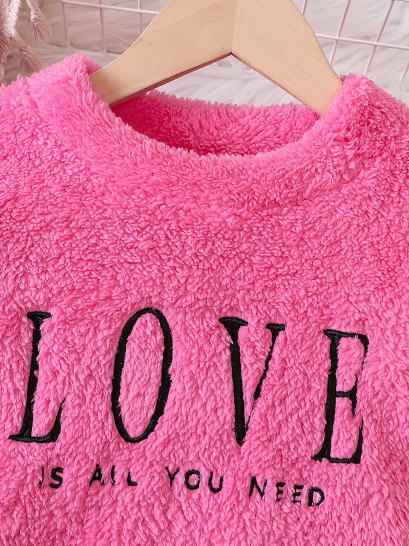 Children's Love Round Neck Fuzzy Sweatshirt - Farnelli