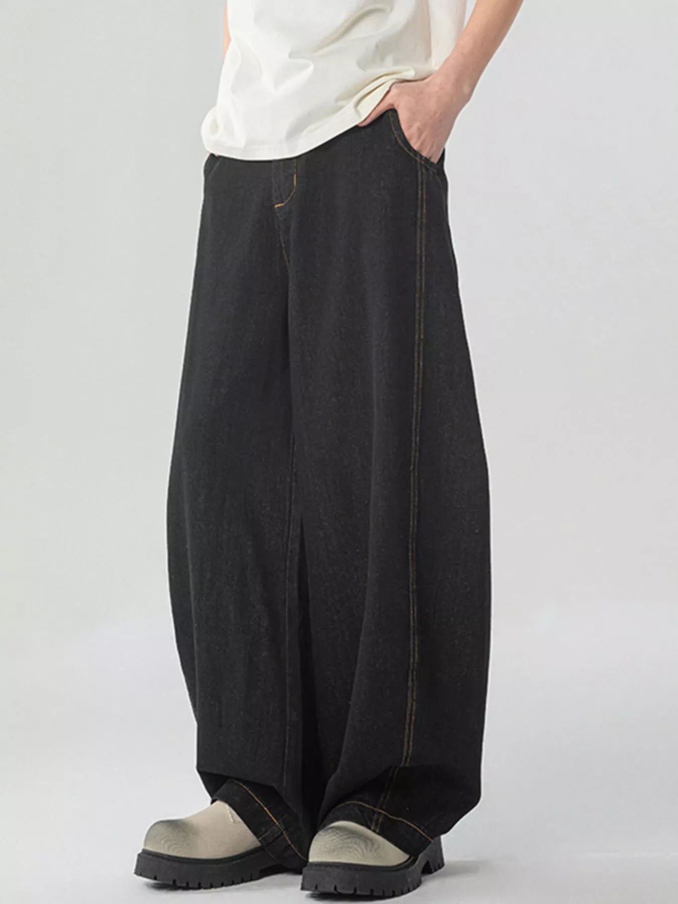 Men's Washed Wide Leg Jeans - Farnelli