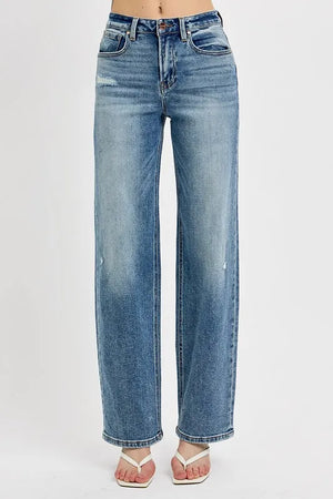 ef7a7c0f-97ae-45b9-b0e9-2cdb8676ec86-Max