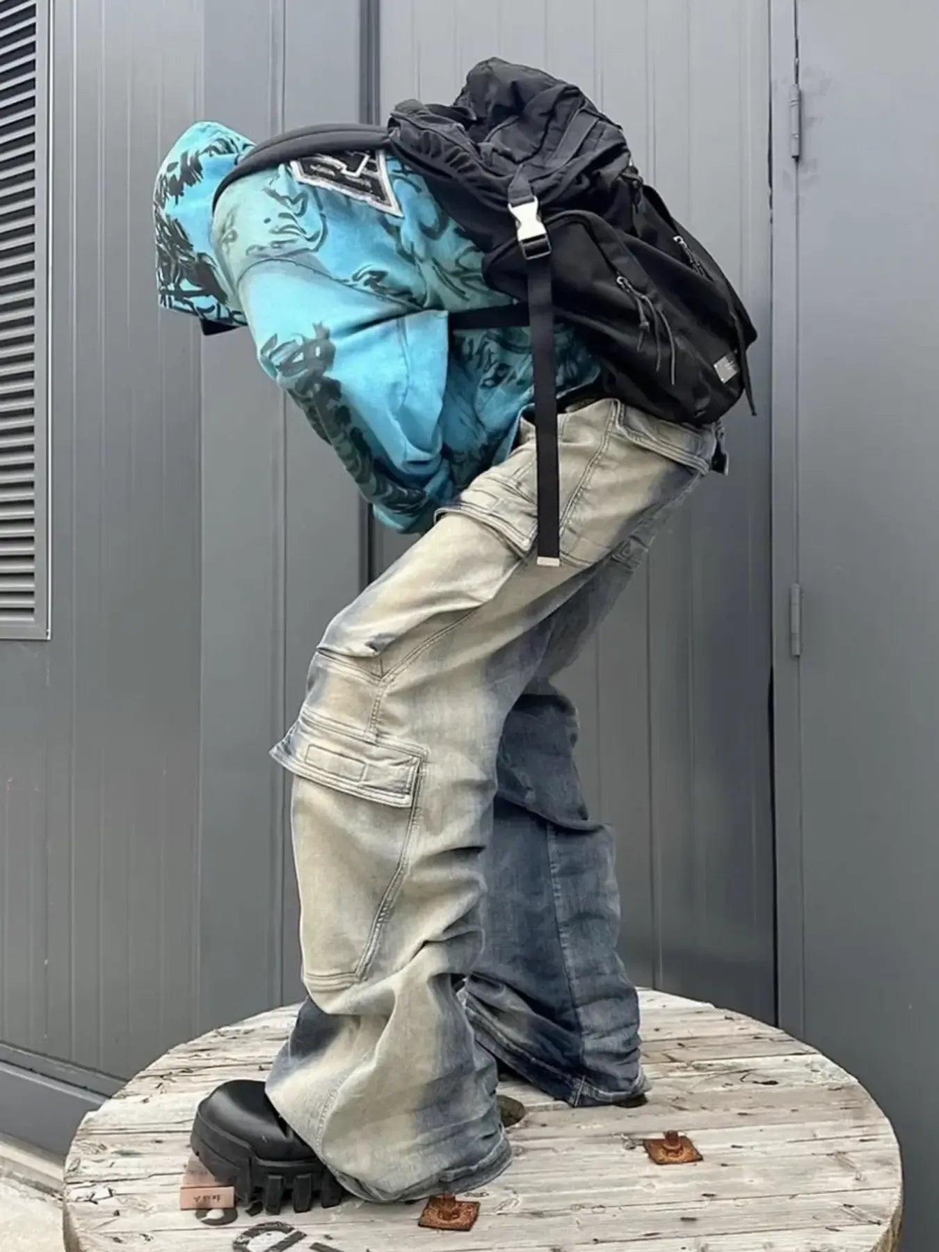 Men's Washed Cargo Jeans with Drawstring Waist - Farnelli