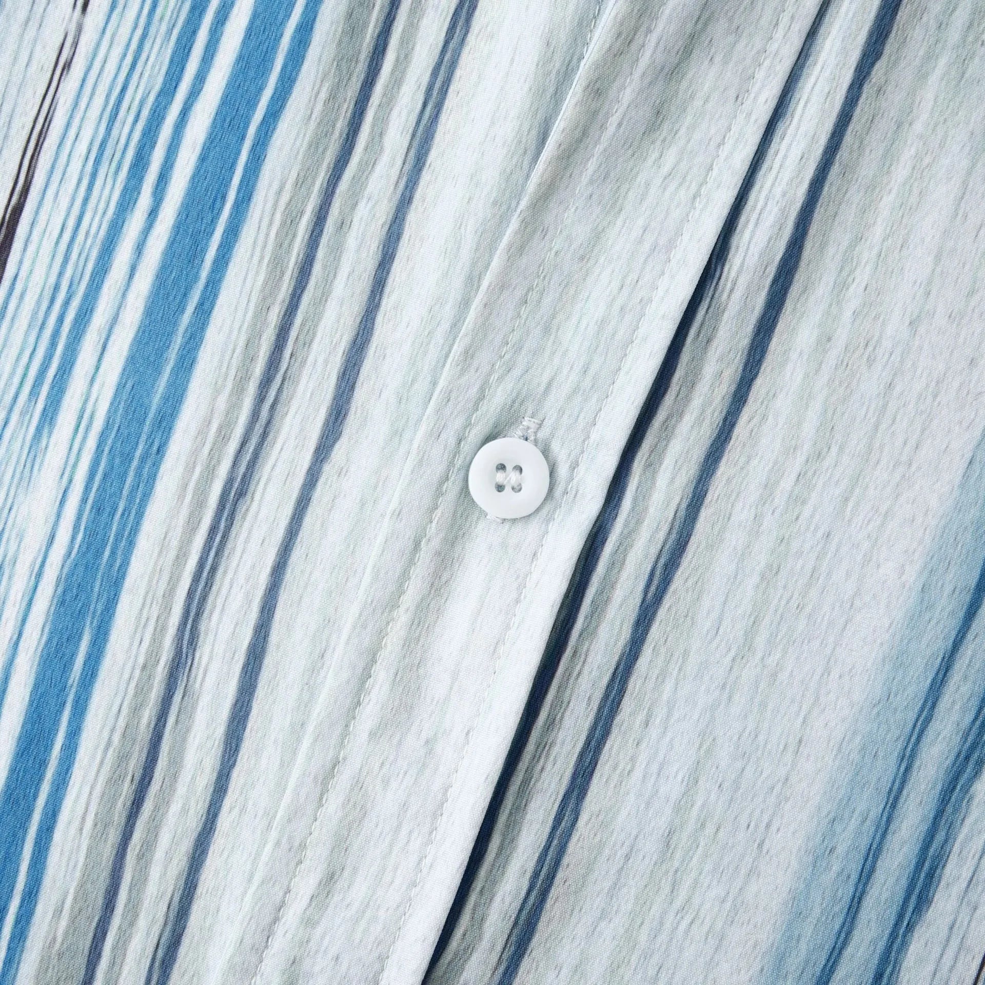 Men's Striped Button-Up Long Sleeve Shirt - Farnelli