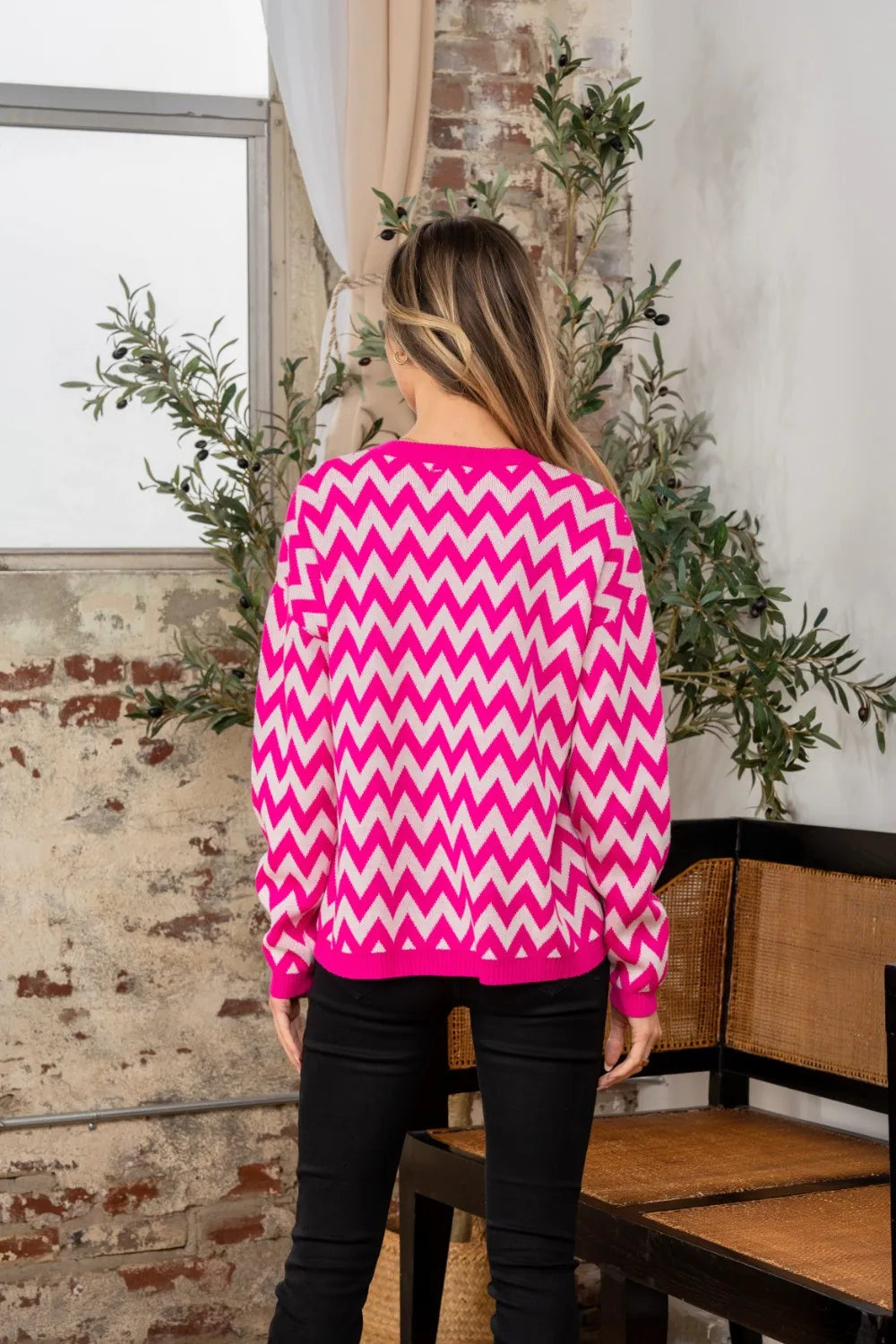 Sew In Love Full Size Wave Stripe Contrast Long Sleeve Sweater - Farnelli