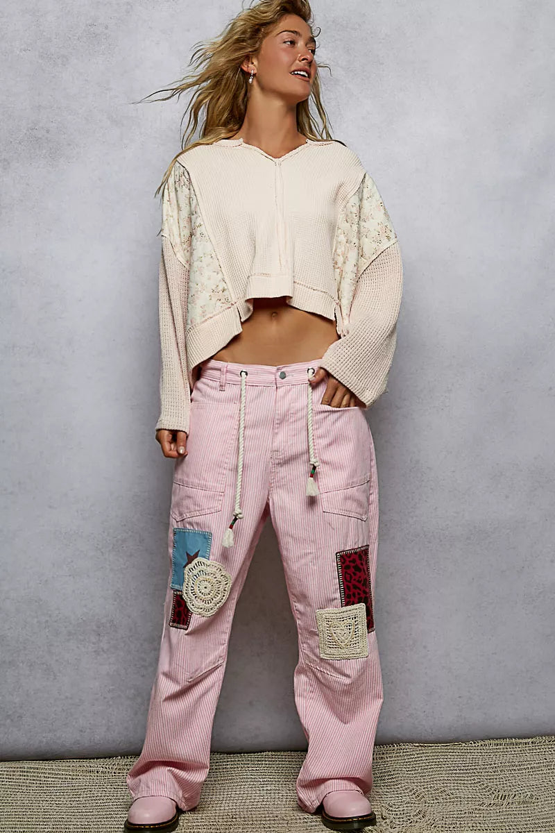 POL Mix Thermal Floral Pattern Quilted Knit Cropped Top with Raw Edge Detail - Farnelli