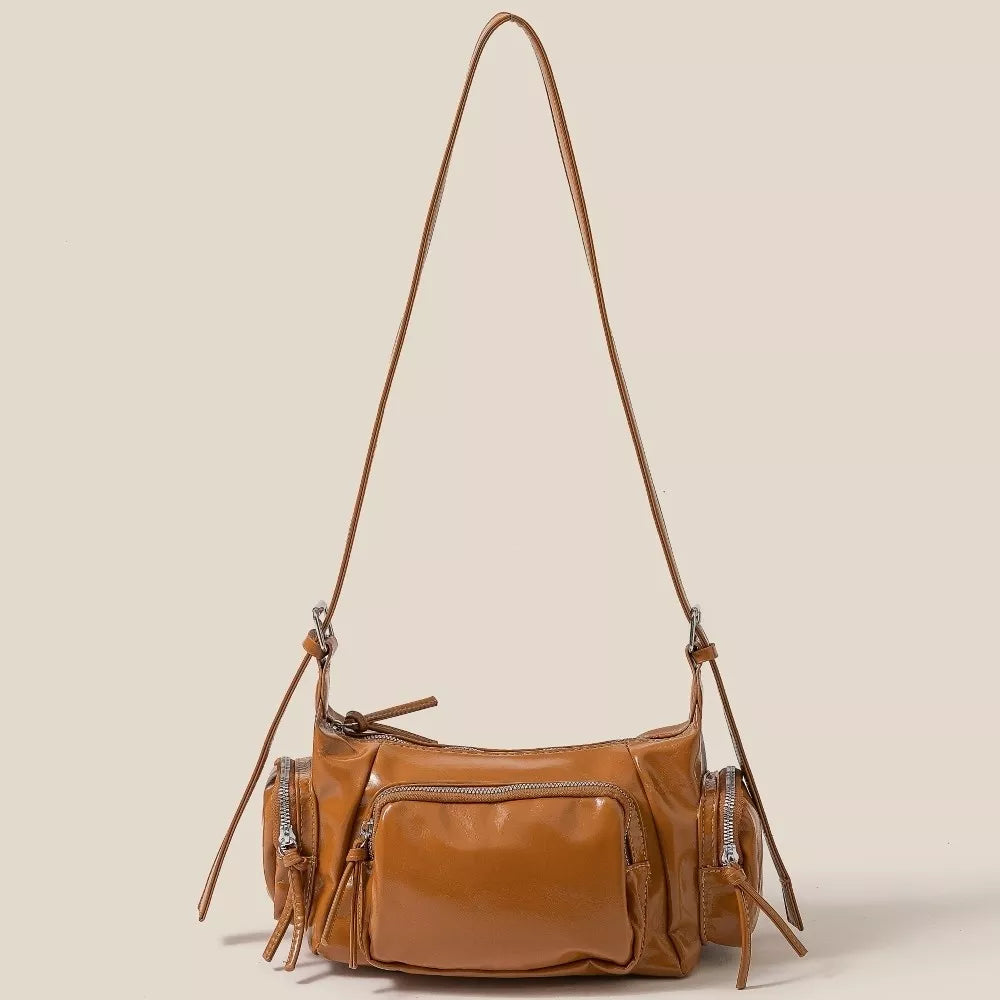 Fame Glossy Faux Leather Multi Pocket Hand Bag - Farnelli