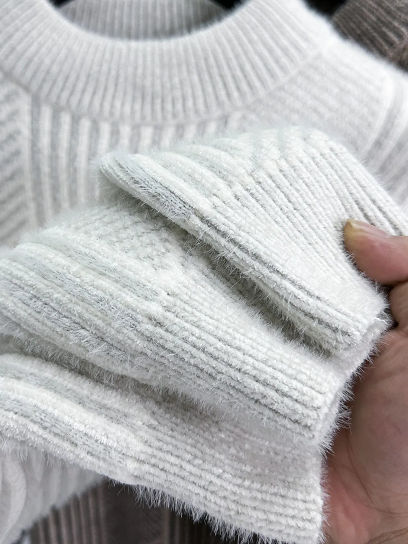 Men's Ribbed Knit Long Sleeve Sweater - Farnelli