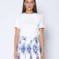 Gracia Fashion Women's Flower Applique Solid Color T-Shirt