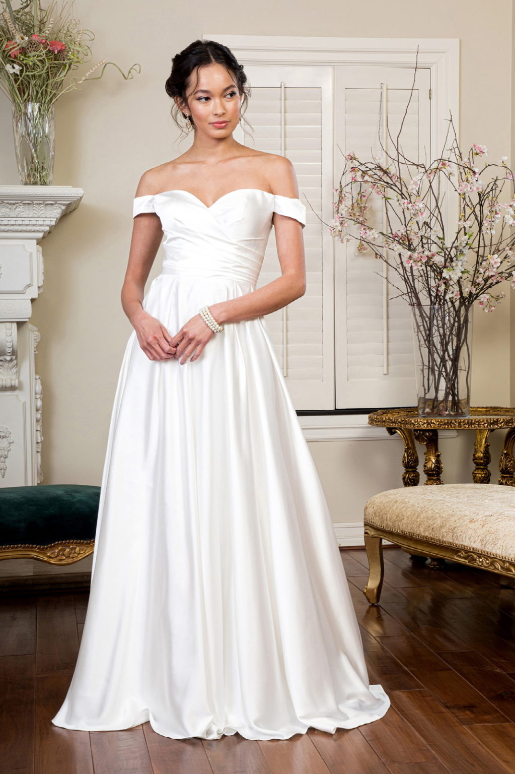 Pleated Waistline Sweethearted Cut-Away Shoulder Satin A-Line Dress - Farnelli